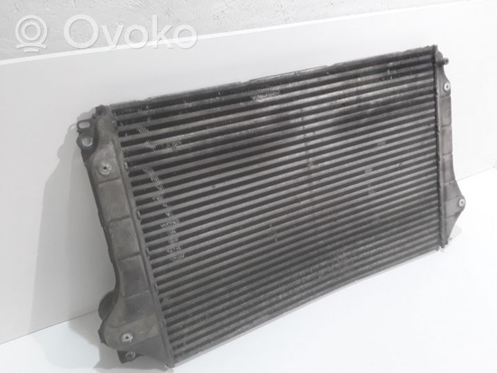 Toyota Corolla Verso AR10 Chłodnica powietrza doładowującego / Intercooler 0R010