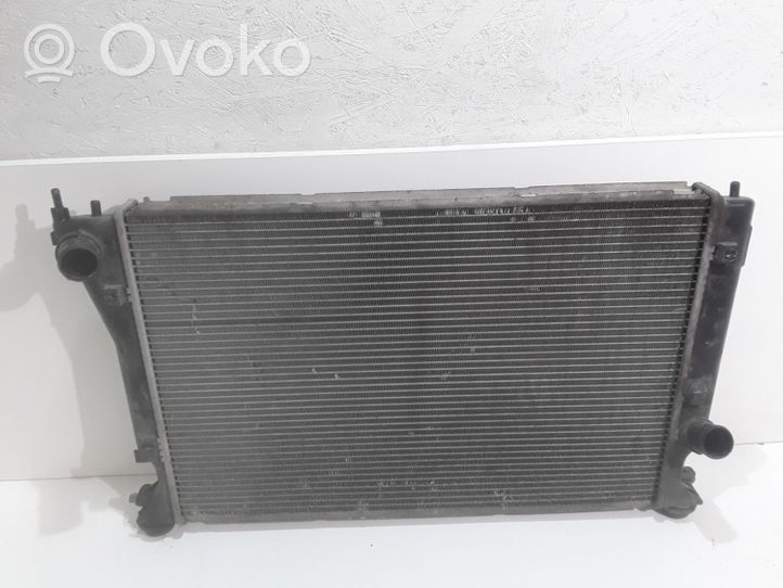 Toyota Corolla Verso AR10 Radiateur de refroidissement 0R01