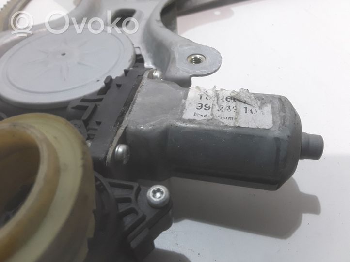 Toyota Corolla Verso AR10 Elektryczny podnośnik szyby drzwi tylnych 