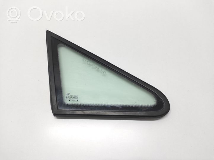 Ford Galaxy Front door vent window glass four-door 43R001100