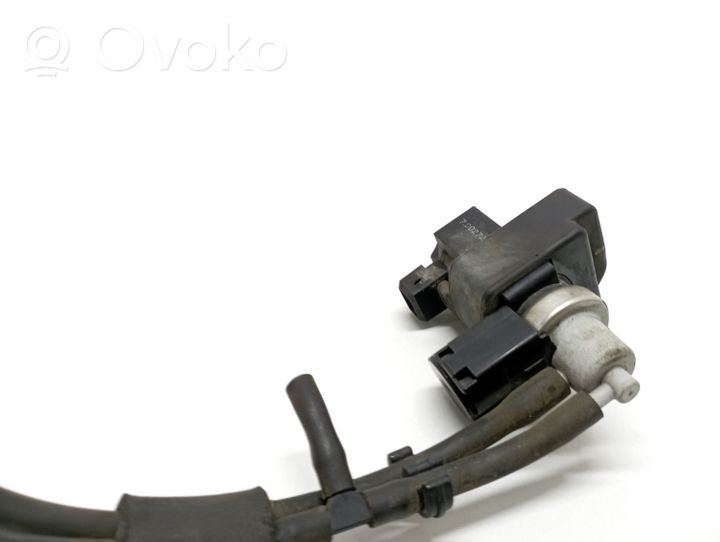 Hyundai i40 Solenoidinis vožtuvas 394502A600