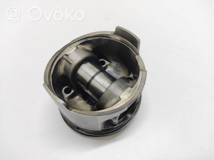 Mitsubishi Pajero Piston 061106