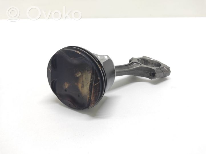 Honda Jazz Piston avec bielle D33Y