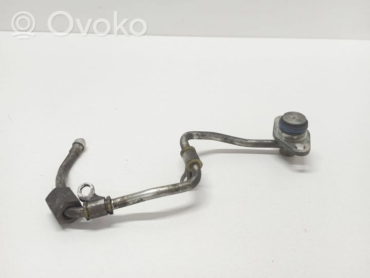 Mazda CX-7 Tuyau d'alimentation conduite de carburant 7821