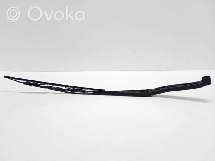 Subaru Legacy Priekinio stiklo valytuvas A7844