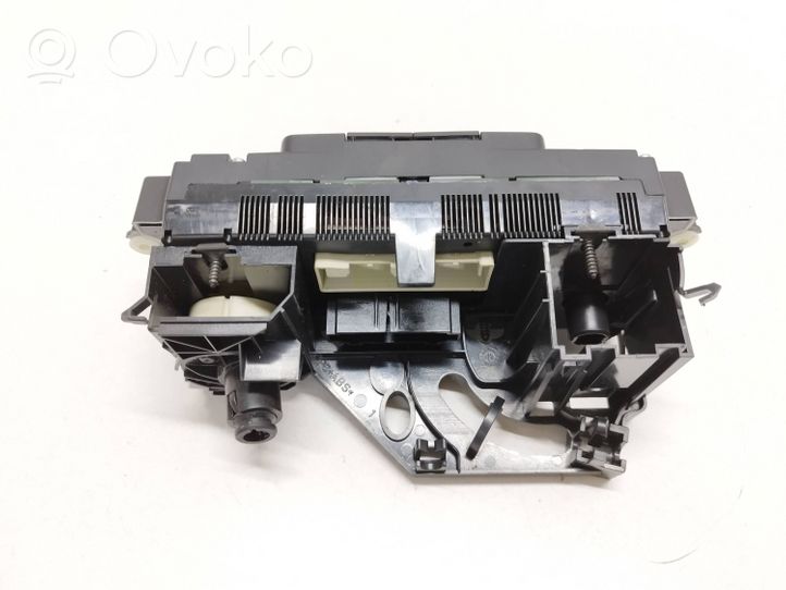 Volkswagen Tiguan Climate control unit 5M2820045A