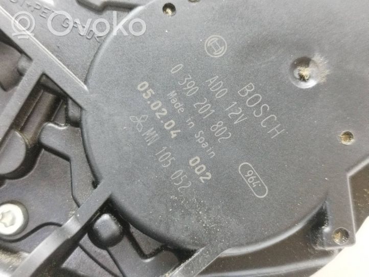 Mitsubishi Colt Moteur d'essuie-glace arrière MN105052