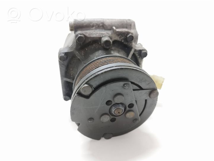 Land Rover Range Rover P38A Ilmastointilaitteen kompressorin pumppu (A/C) 105F