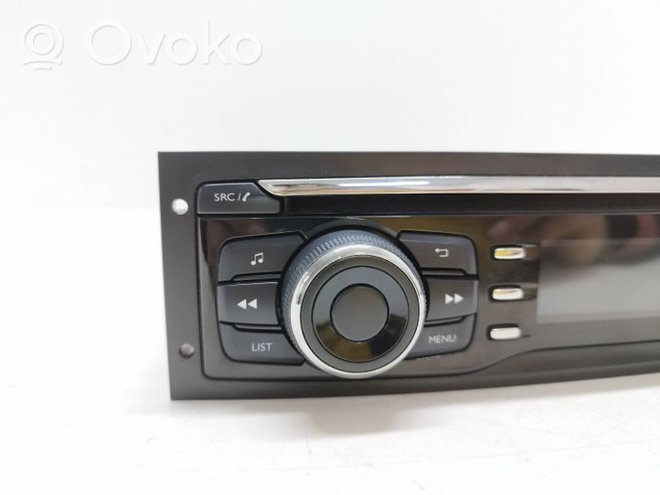 Peugeot iOn Radio/CD/DVD/GPS-pääyksikkö 98051027ZD