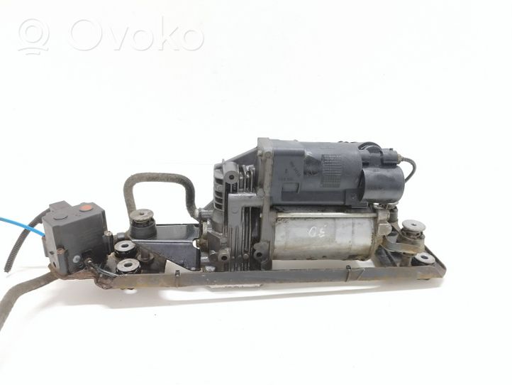 BMW 5 E60 E61 Ilmajousituksen kompressoripumppu 6789937