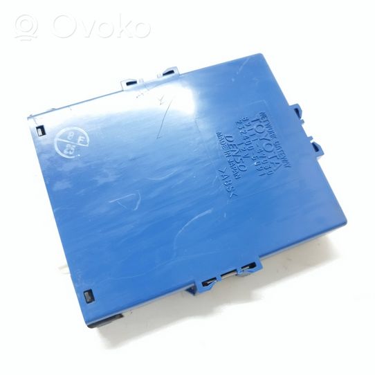 Toyota Prius (XW20) Gateway control module 8911147030