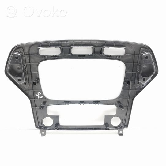 Ford Mondeo MK IV Mascherina unità principale autoradio/GPS 7S7118522