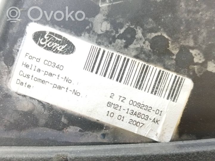 Ford S-MAX Galinis žibintas dangtyje 6M2113A603AK