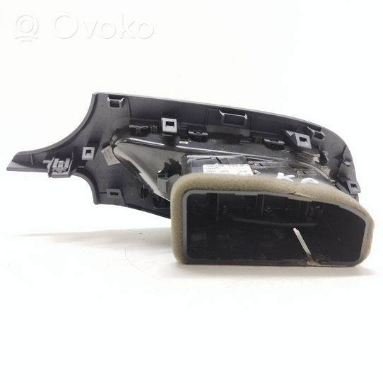 Opel Corsa E Copertura griglia di ventilazione laterale cruscotto 13384931