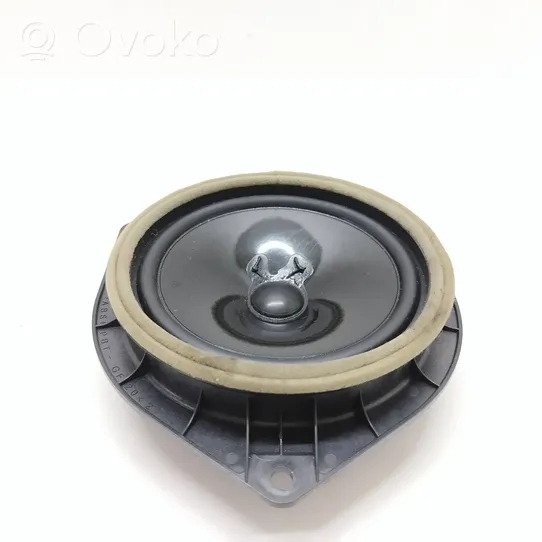 Lexus RX 330 - 350 - 400H Takaoven kaiutin 8616048110