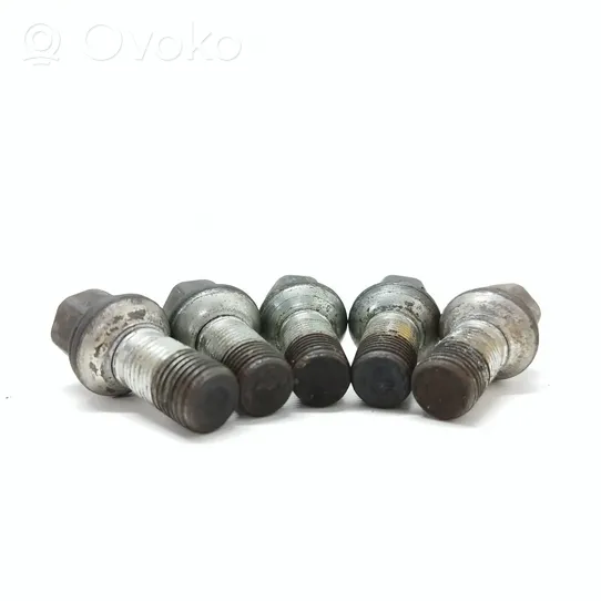 Audi A6 Allroad C7 Nuts/bolts 