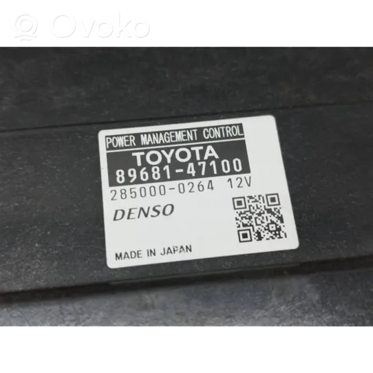 Toyota Prius (XW30) Блок управления двигателем ECU 8968147100