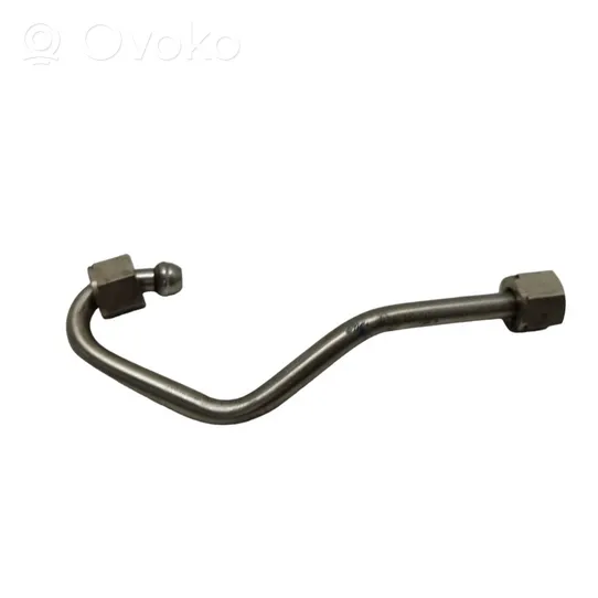 Audi A3 S3 8V Tuyau d'alimentation conduite de carburant 04E130241D