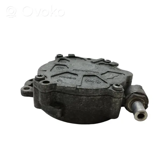 Audi Q5 SQ5 Alipainepumppu 03L145100F