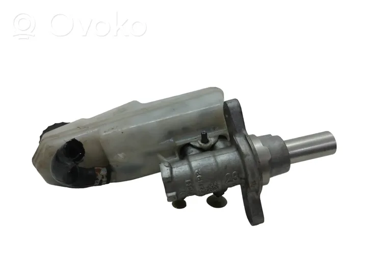 Toyota Avensis T270 Główny cylinder hamulca 0204255239