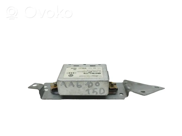 Audi A6 S6 C4 4A Unidad de control/módulo de alarma 4A0951173