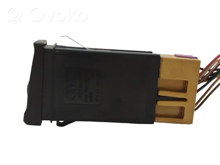 Audi A6 S6 C4 4A Seat heating switch 4A0963563B