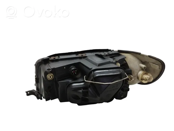 Audi A6 S6 C4 4A Phare frontale 14050602