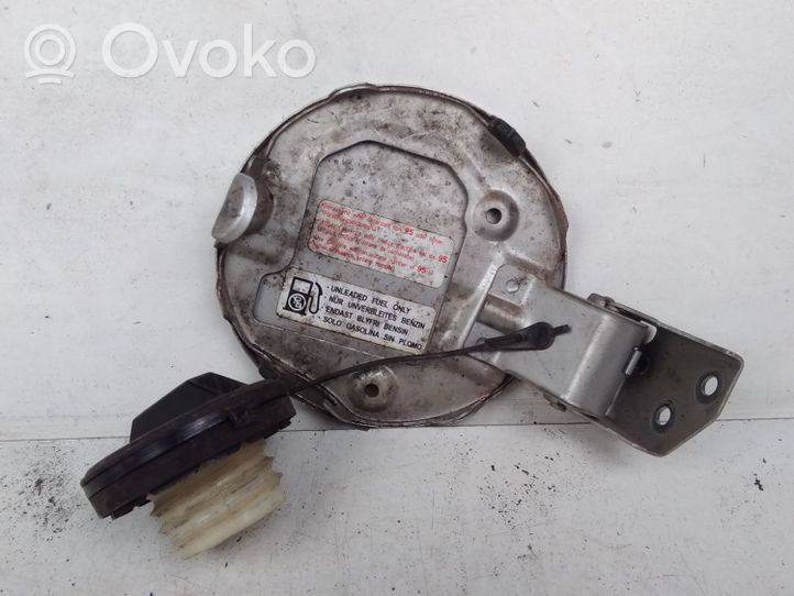 Suzuki Swift Bouchon, volet de trappe de réservoir à carburant 6485063J11