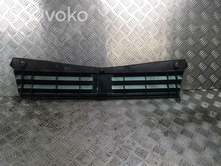 Peugeot 205 Maskownica / Grill / Atrapa górna chłodnicy 780944