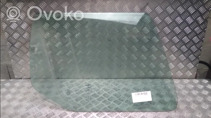 Mercedes-Benz Sprinter W906 Front door vent window glass four-door 8200211198