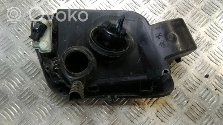 Peugeot 2008 II Sportello del serbatoio del carburante 9825833480