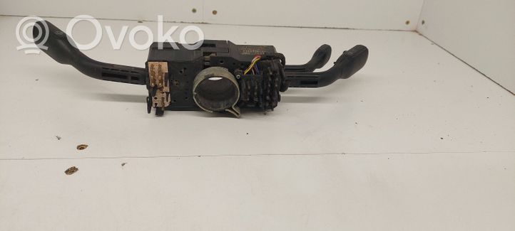 Audi 80 90 S2 B4 Leva/interruttore dell’indicatore di direzione e tergicristallo 4A0953503