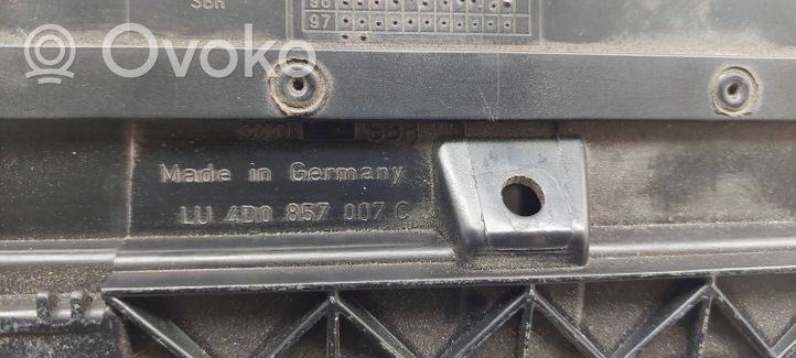 Audi A8 S8 D2 4D Kita centrinė konsolės (tunelio) detalė 4D0857007C