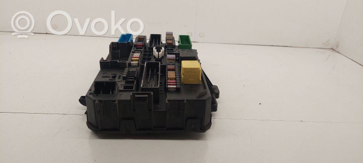 Opel Astra H Sulakemoduuli 5DK00866960