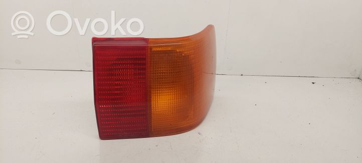 Audi 80 90 B3 Lampa tylna 893945096B