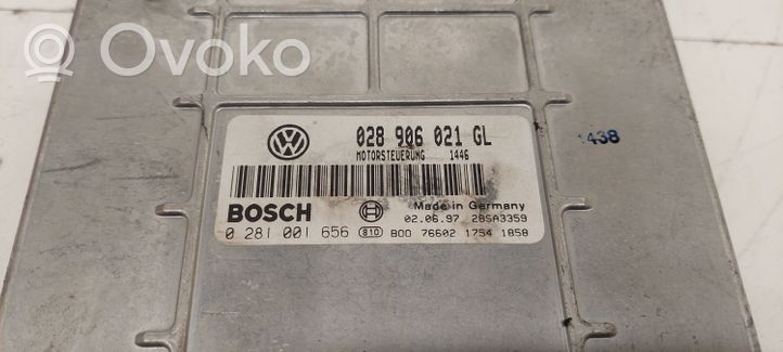 Volkswagen PASSAT B5 Variklio valdymo blokas 028906021GL