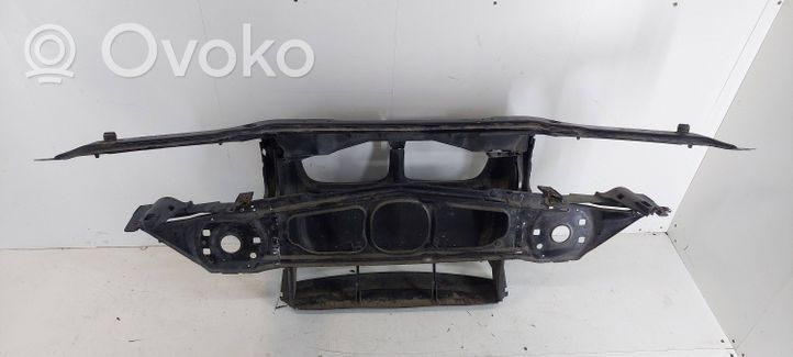 BMW 3 E46 Pannello di supporto del radiatore 8202832