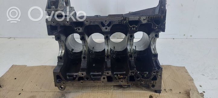 BMW 3 E46 Engine block 2246595