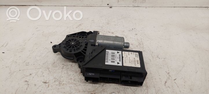 Audi A4 S4 B6 8E 8H Galinis varikliukas langų pakėlėjo 8E0959802A