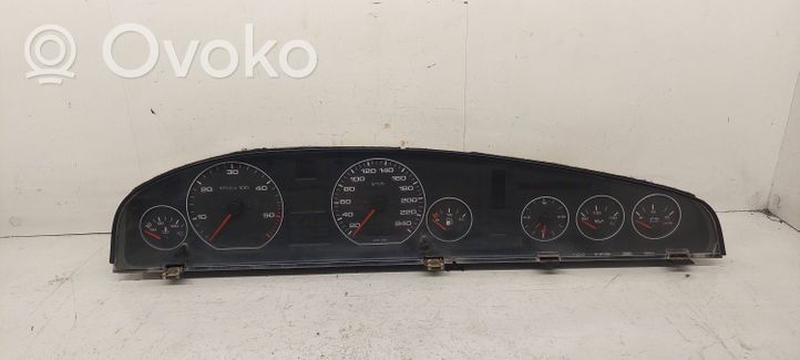 Audi A6 S6 C4 4A Speedometer (instrument cluster) 4A1919033HG