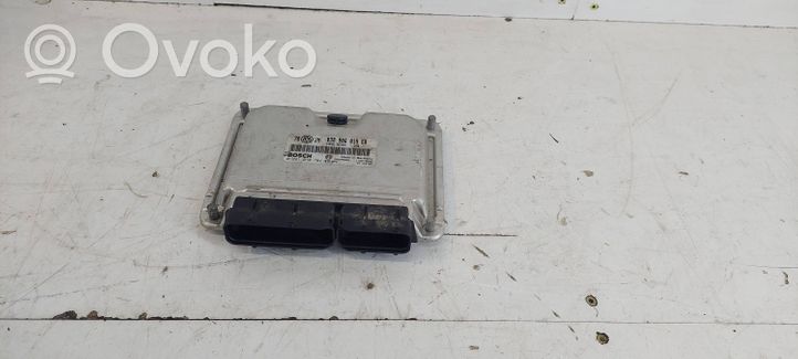 Volkswagen PASSAT B5.5 Sterownik / Moduł ECU 038906019ER