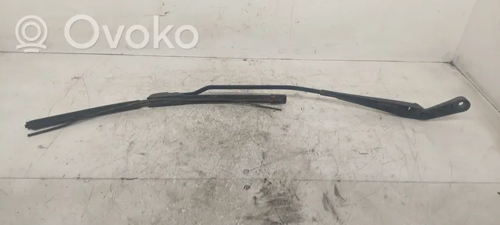 Volkswagen Golf III Windshield/front glass wiper blade 1h1955410b