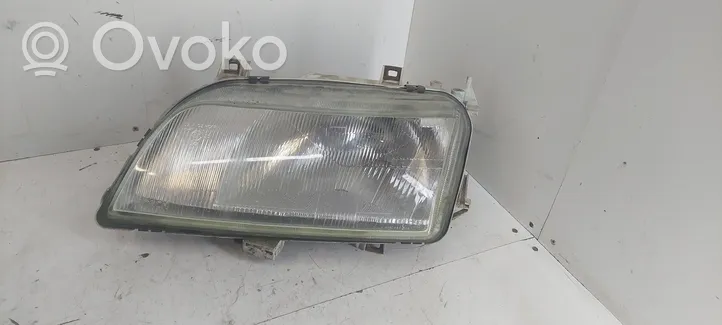 Volkswagen Sharan Lampa przednia 0301048301