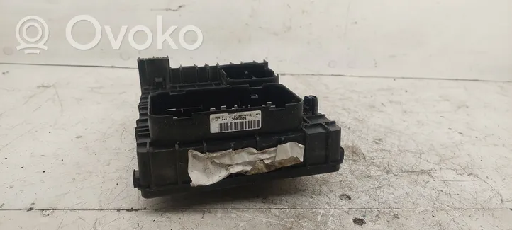 Seat Toledo III (5P) Блок предохранителей 1K0937124K