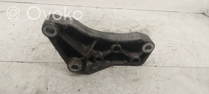 Seat Toledo III (5P) Soporte de montaje de la caja de cambios 1K0199117