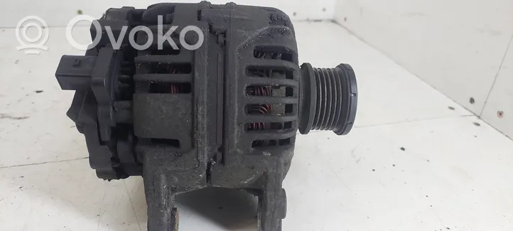 Volkswagen Polo IV 9N3 Generatore/alternatore 045903023D