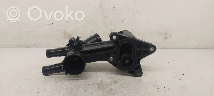 Volkswagen PASSAT B6 Boîtier de thermostat / thermostat 03L121111B