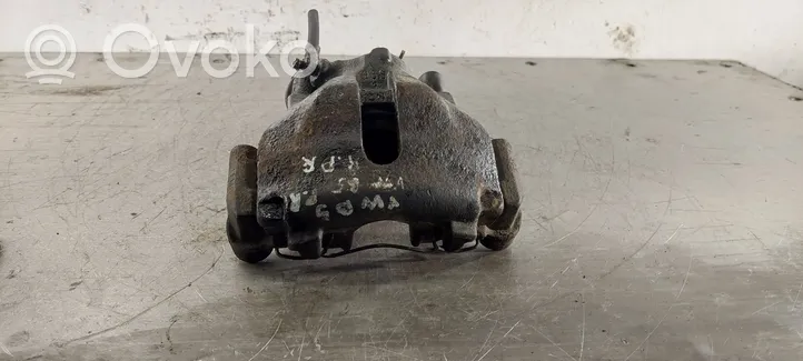 Volkswagen PASSAT B5 Front brake caliper 