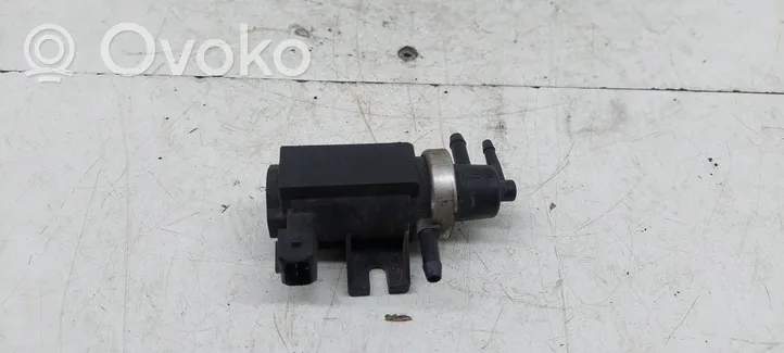 Audi A4 S4 B5 8D Turbo solenoid valve 1H0906627