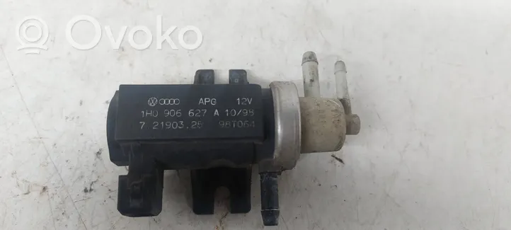 Volkswagen PASSAT B5 Vacuum valve 1H0906627A